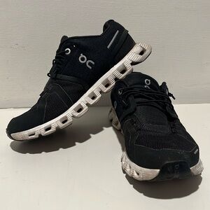 On Cloud Women’s Could 5 Sneaker